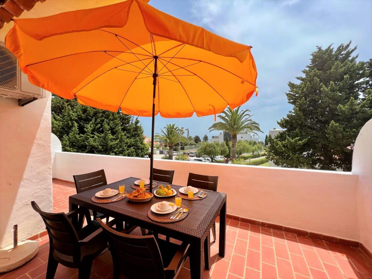 Armacao De Pera Twins 2 With Pool By Homing Apartment Exterior foto