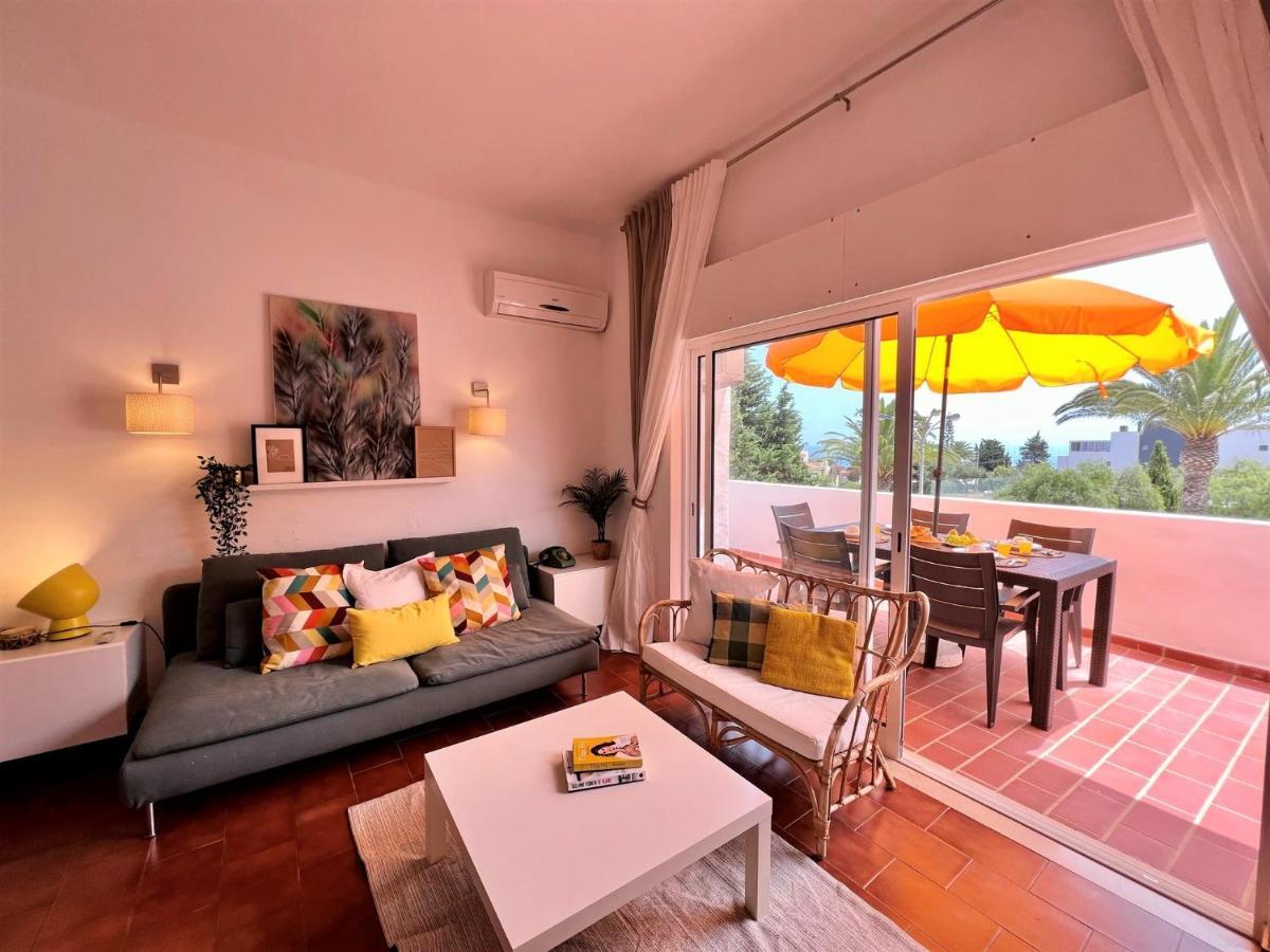Armacao De Pera Twins 2 With Pool By Homing Apartment Exterior foto
