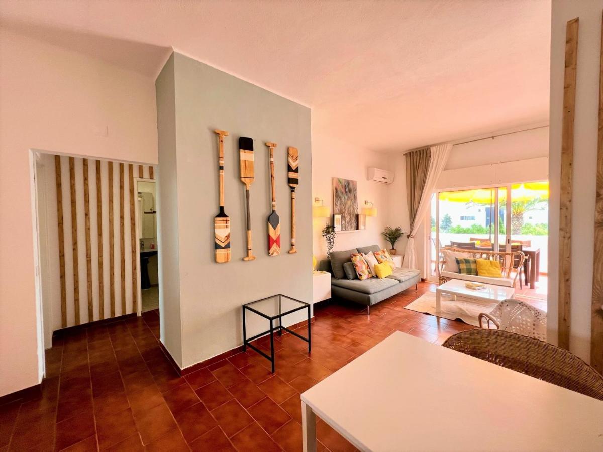 Armacao De Pera Twins 2 With Pool By Homing Apartment Exterior foto